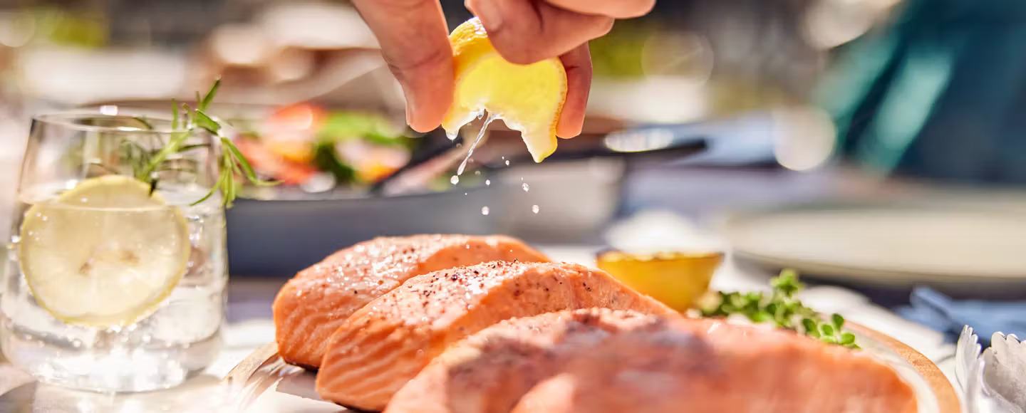 Weber | Traveler® Compact